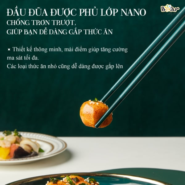 Đũa nhựa Bear CX-E0102 có đầu đũa được phủ lớp NANO chống trượt